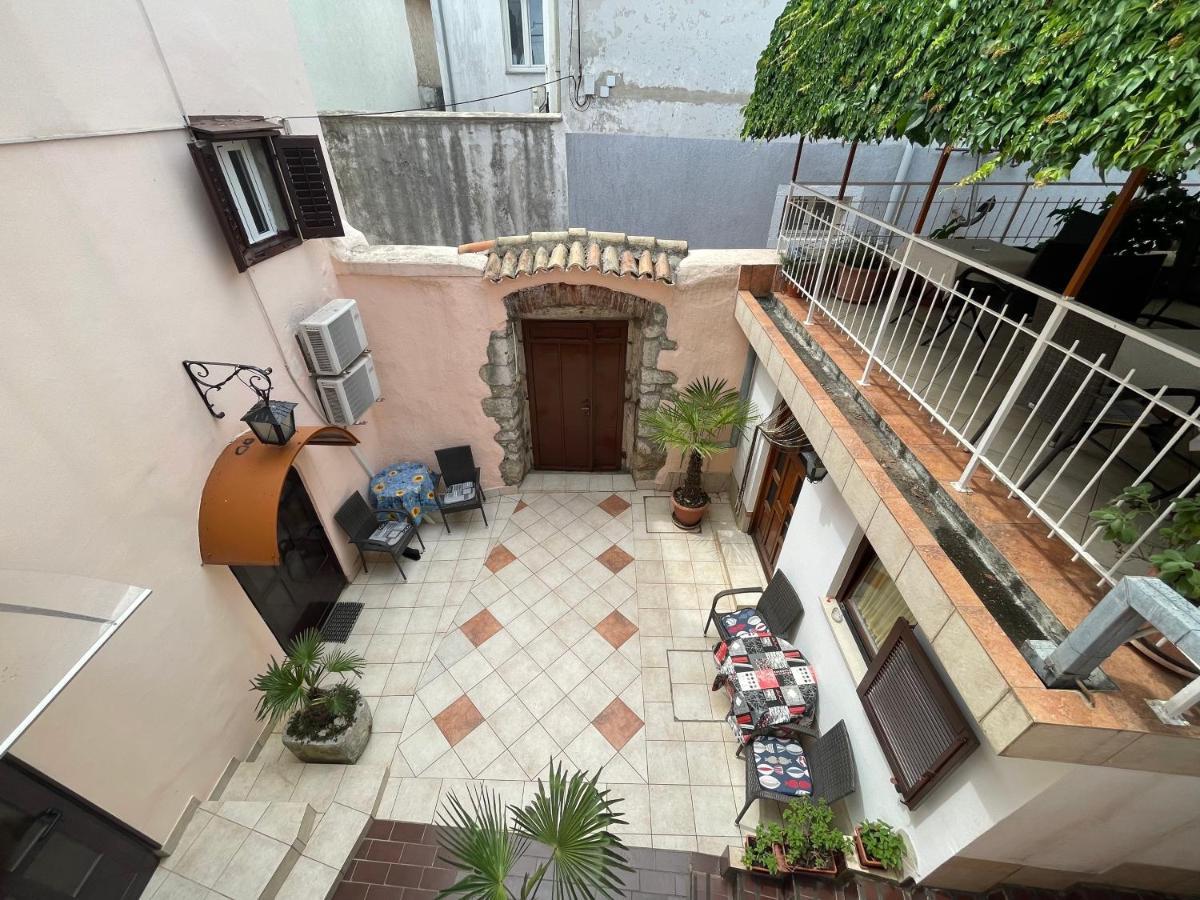 克尔克Casa Di Nives公寓 外观 照片