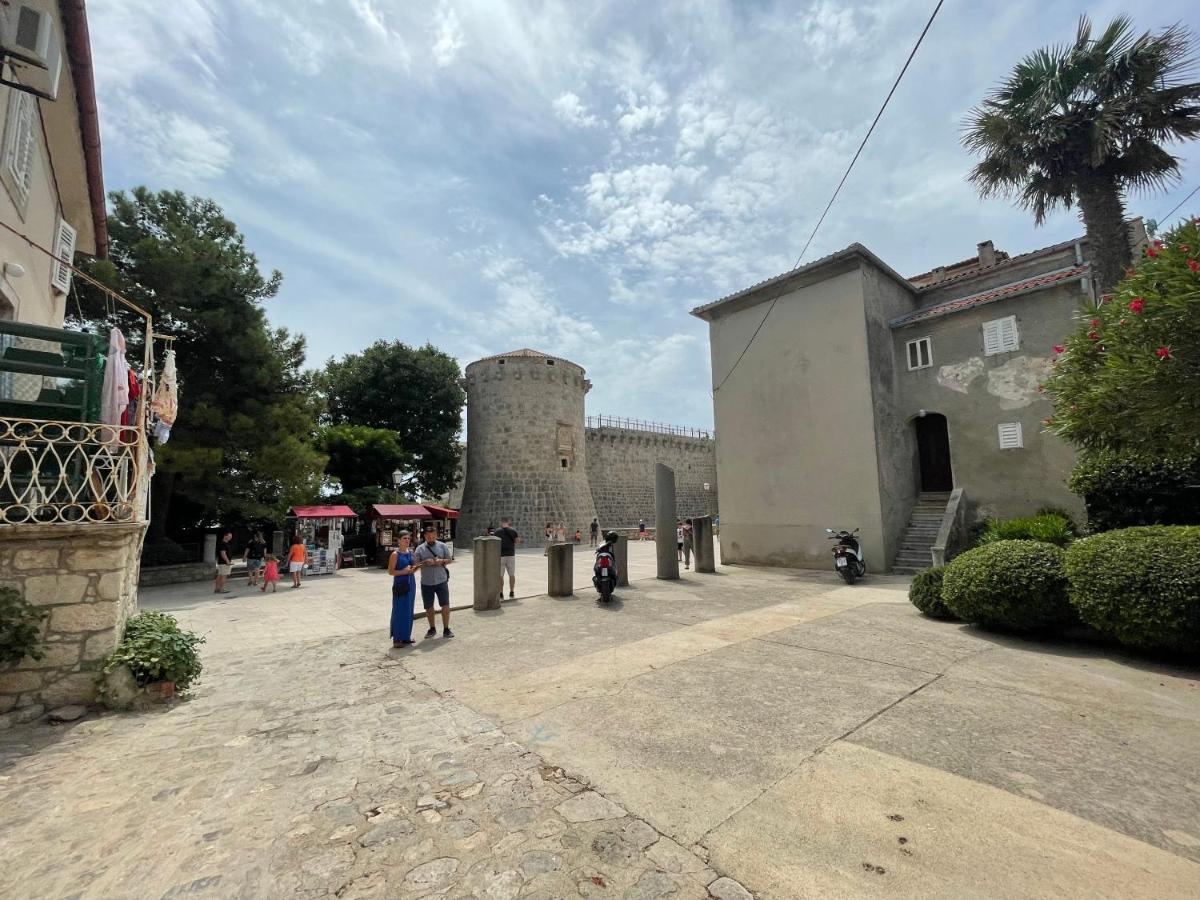克尔克Casa Di Nives公寓 外观 照片